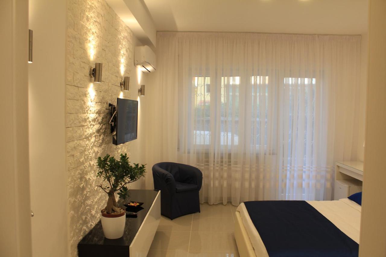 Casa Teresa Bed & Breakfast Napoli Dış mekan fotoğraf